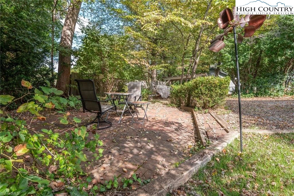 Image number 5 for the current listing