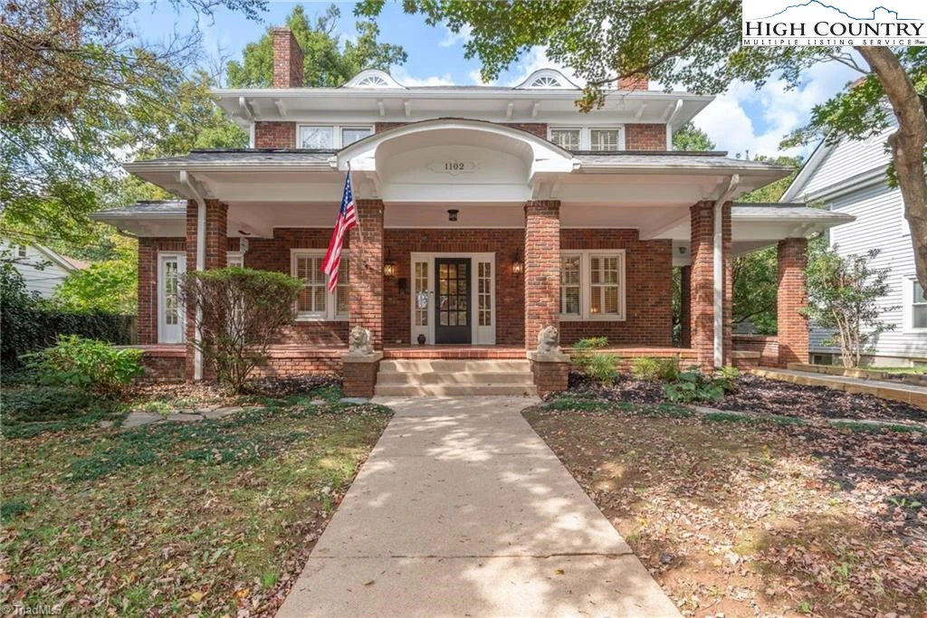 Image number 3 for the current listing