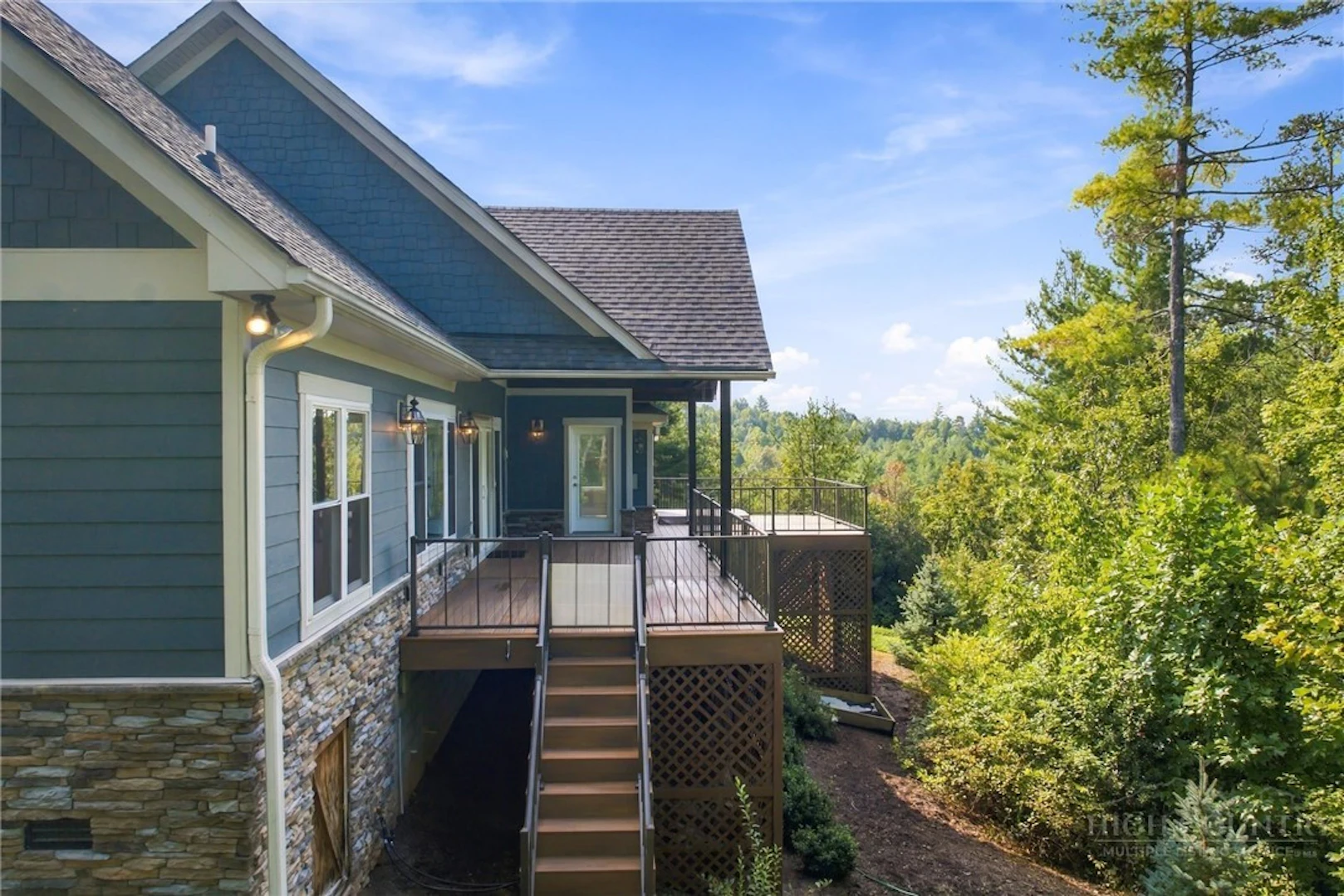 Image number 5 for the current listing
