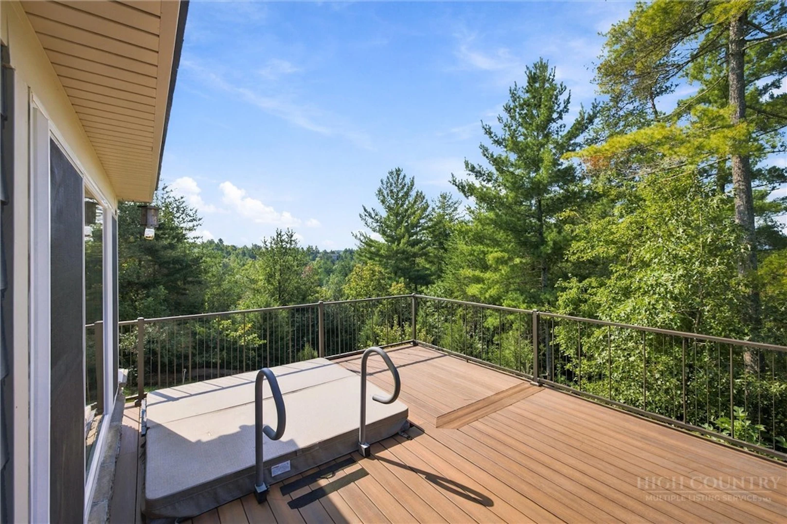 Image number 8 for the current listing