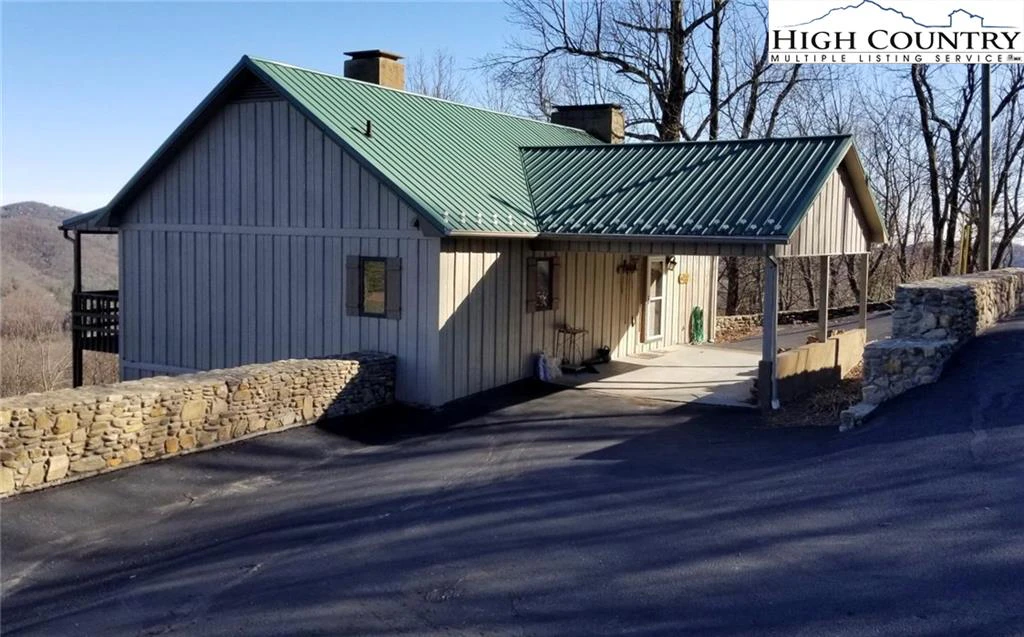 Image number 1 for the current listing