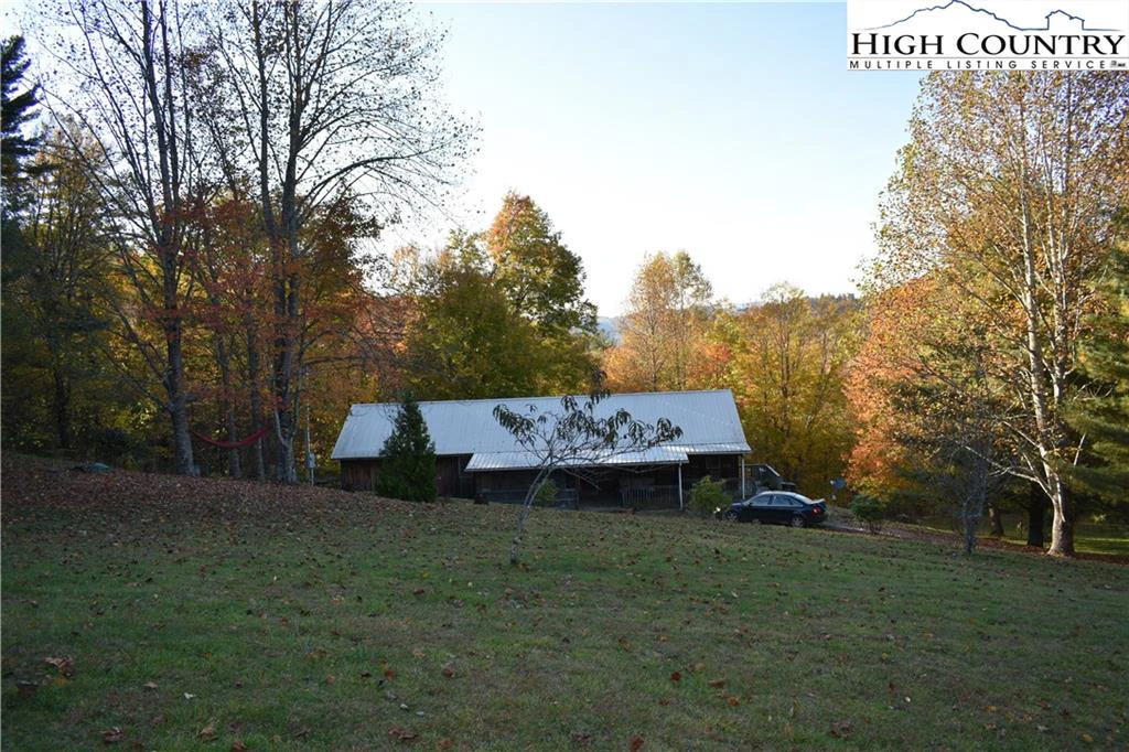 Image number 1 for the current listing