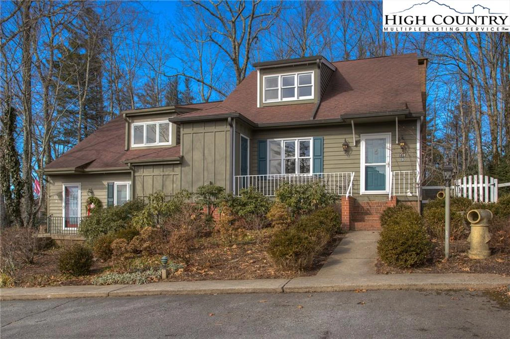 Image number 15 for the current listing