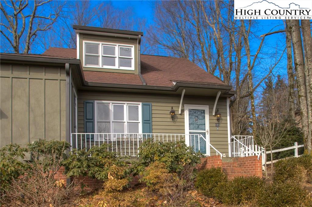 Image number 16 for the current listing