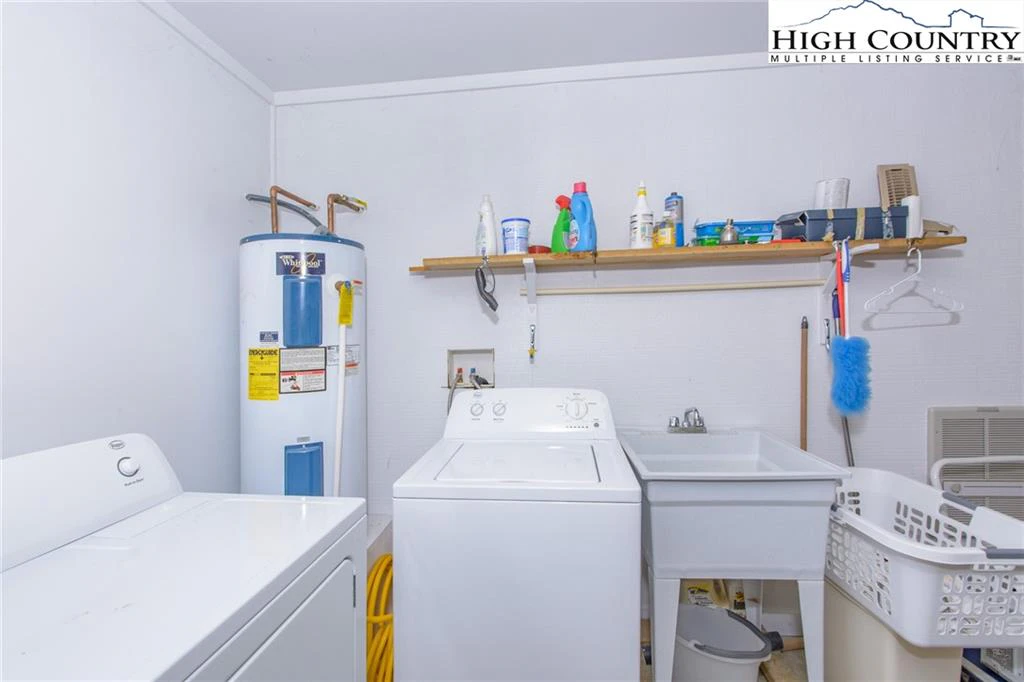 Image number 7 for the current listing