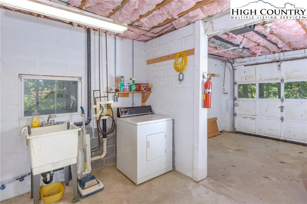 Image number 6 for the current listing