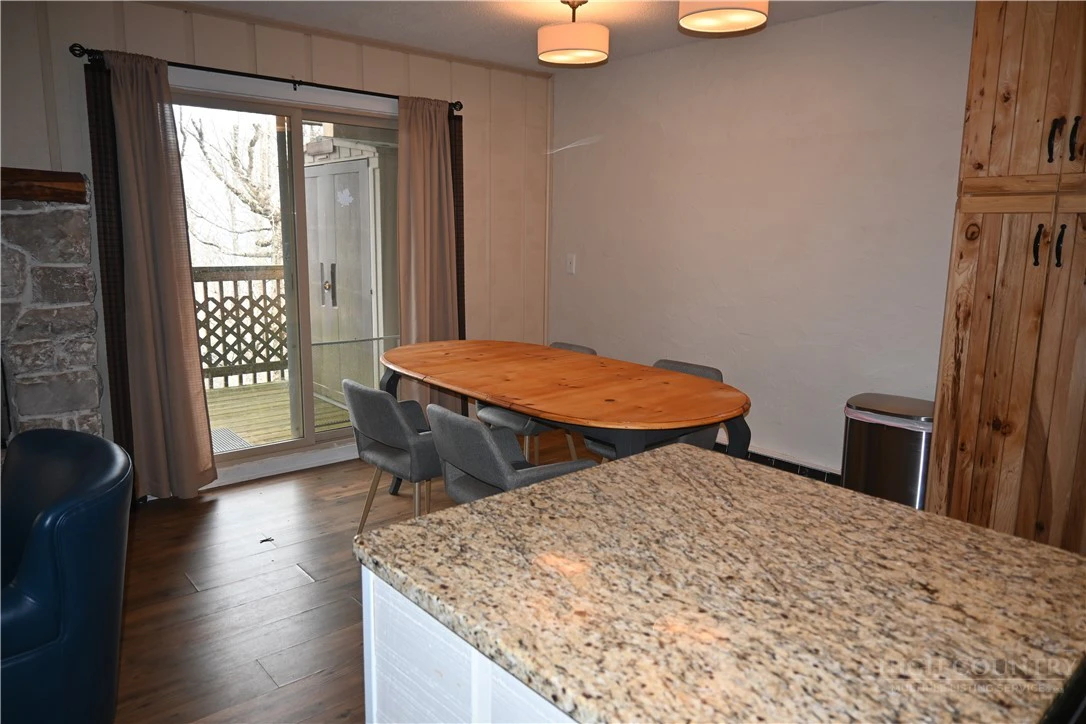 Image number 12 for the current listing