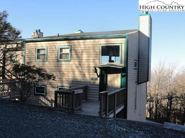 Image number 1 for the current listing