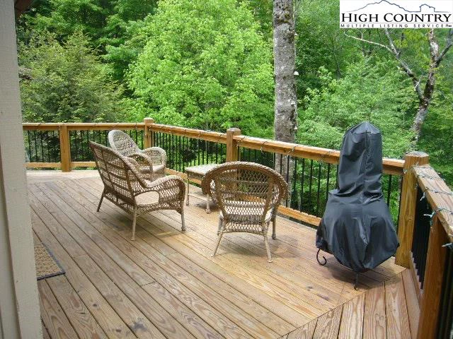 Image number 10 for the current listing