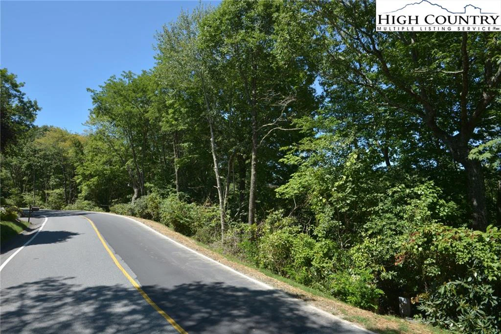 Image number 21 for the current listing