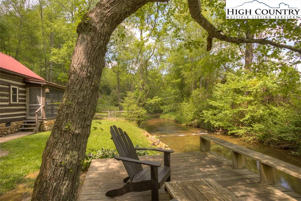 Image number 20 for the current listing