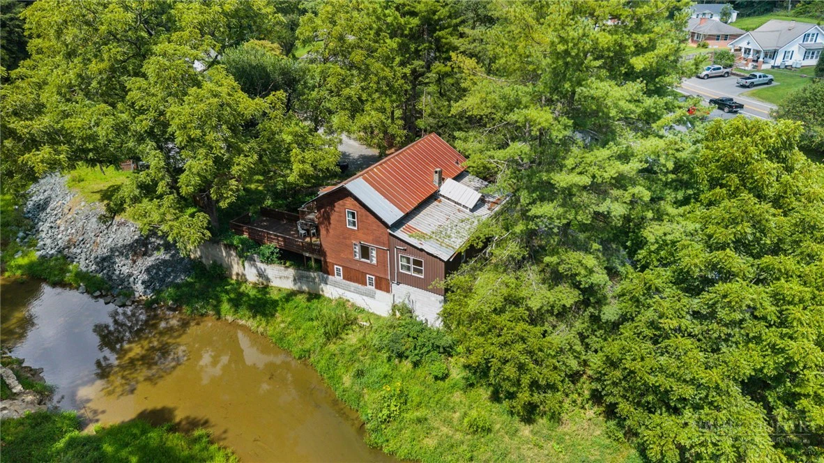 Image number 4 for the current listing