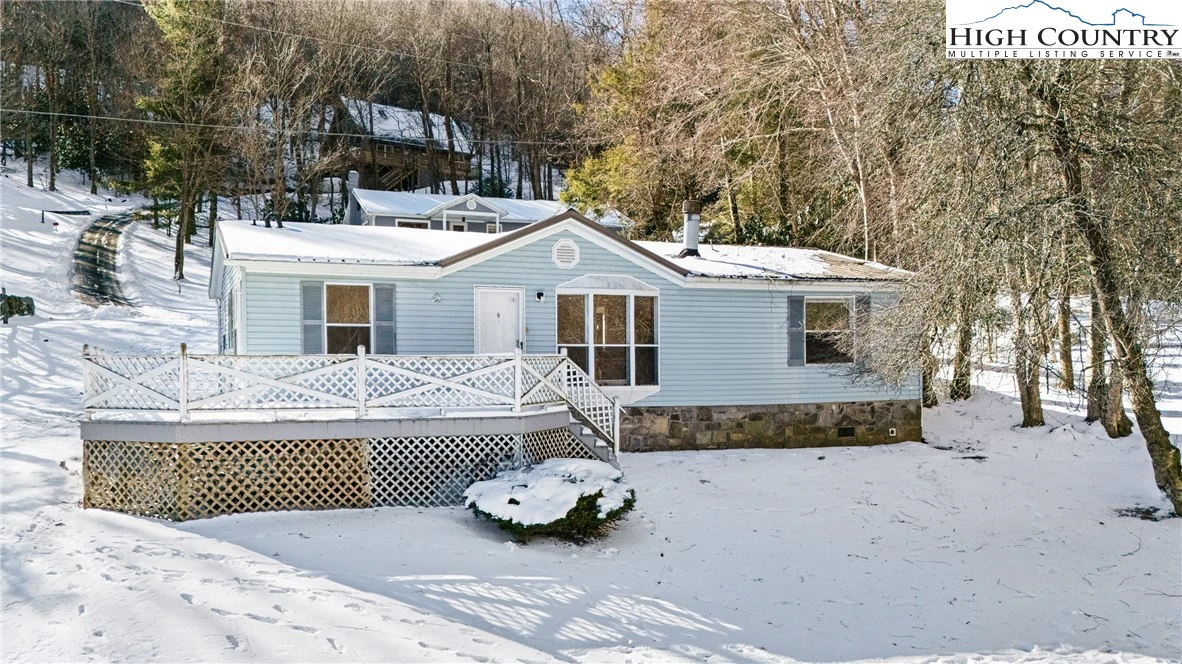 Image number 17 for the current listing