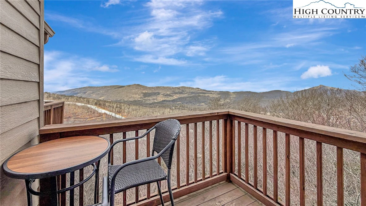 Image number 5 for the current listing