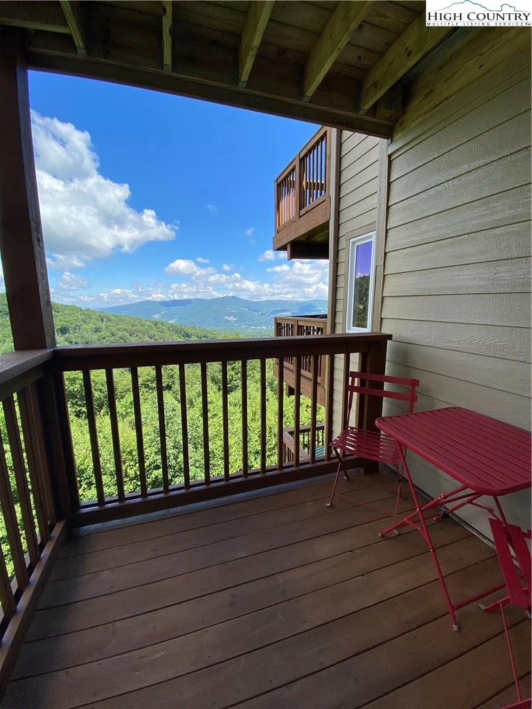 Image number 10 for the current listing