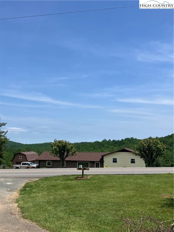 Image number 2 for the current listing