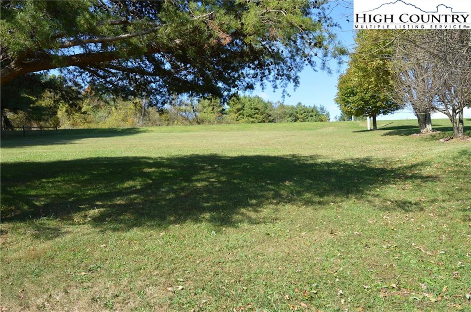 Image number 8 for the current listing