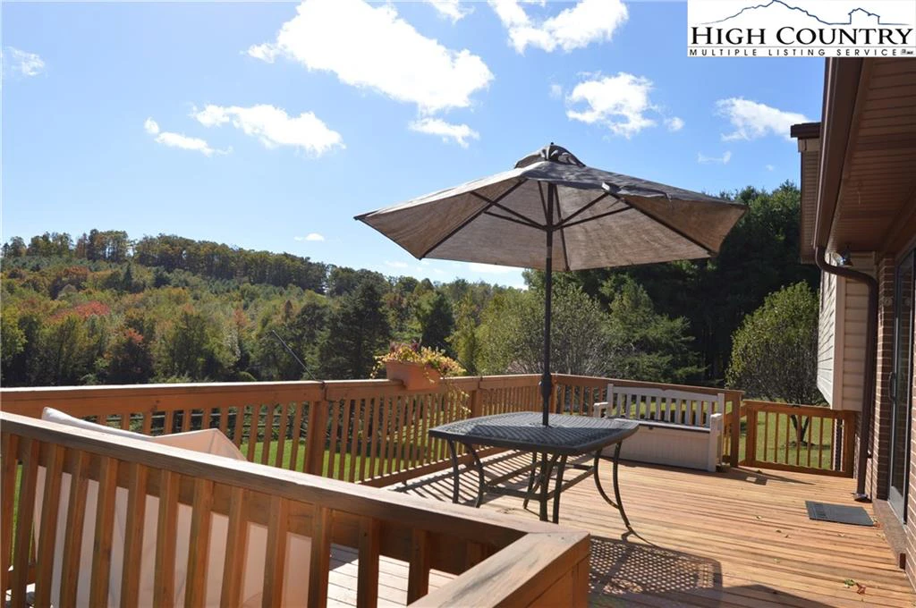 Image number 16 for the current listing