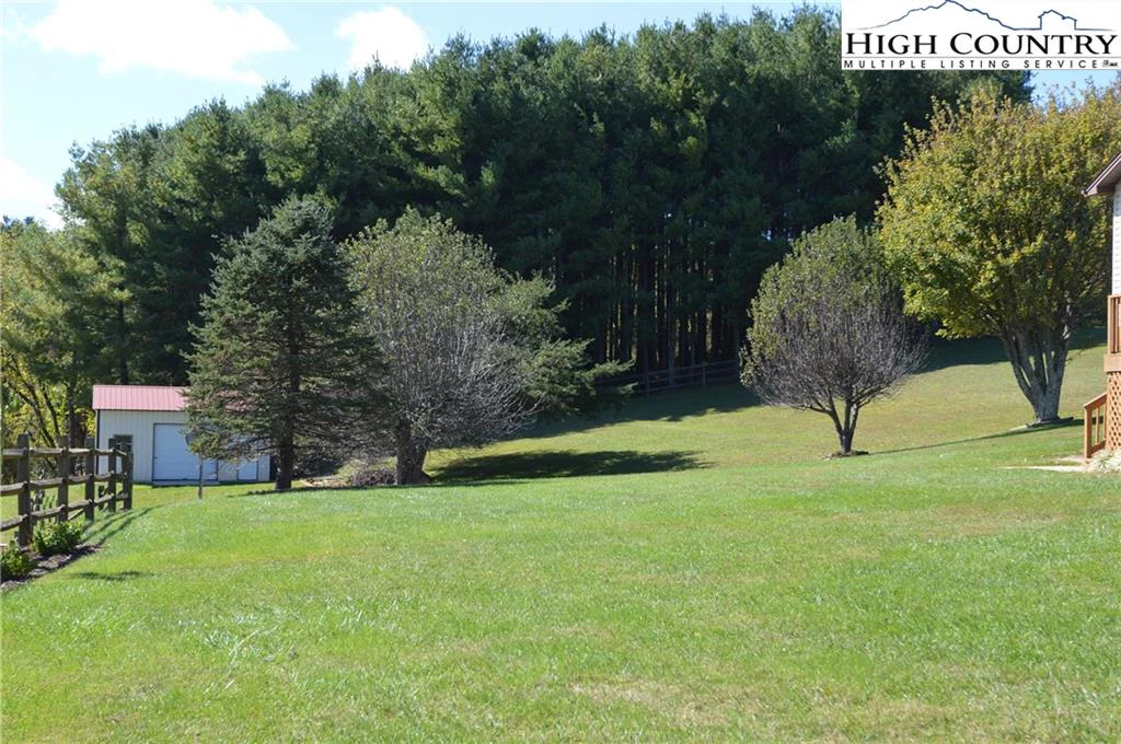 Image number 19 for the current listing