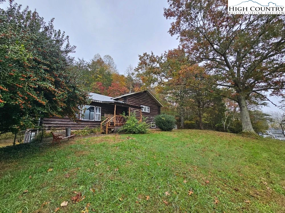 Image number 16 for the current listing