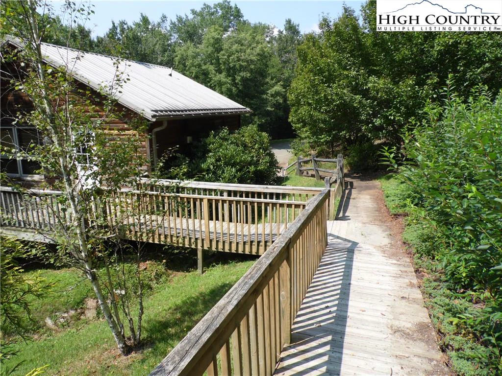 Image number 6 for the current listing