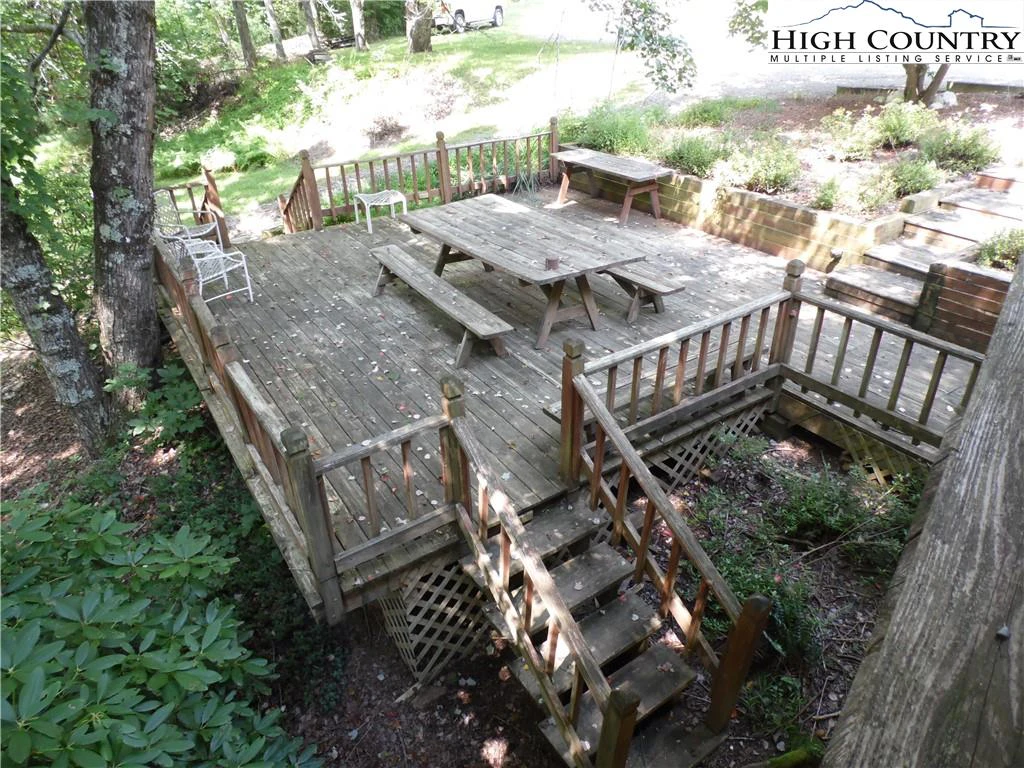 Image number 2 for the current listing