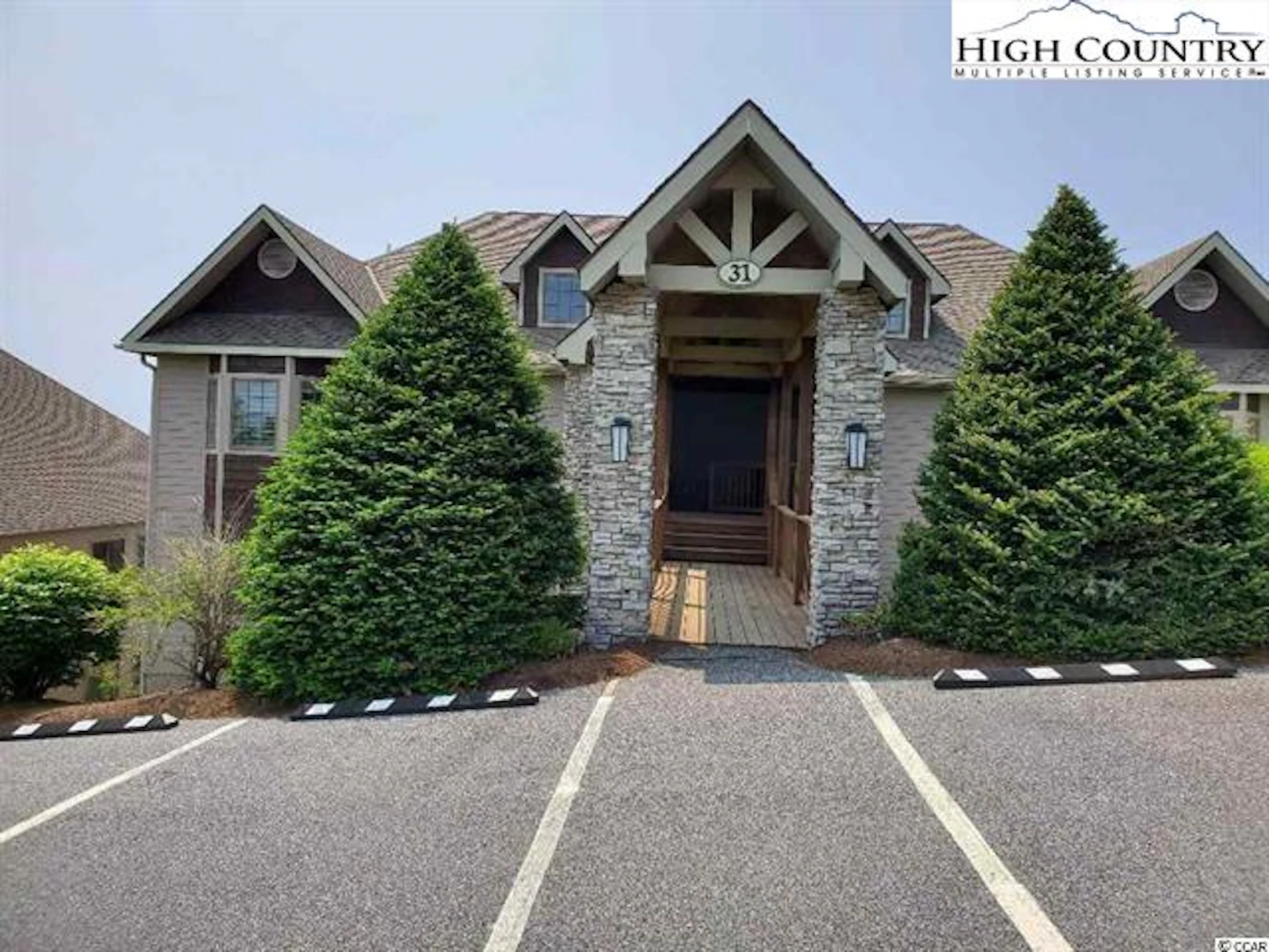Image number 1 for the current listing