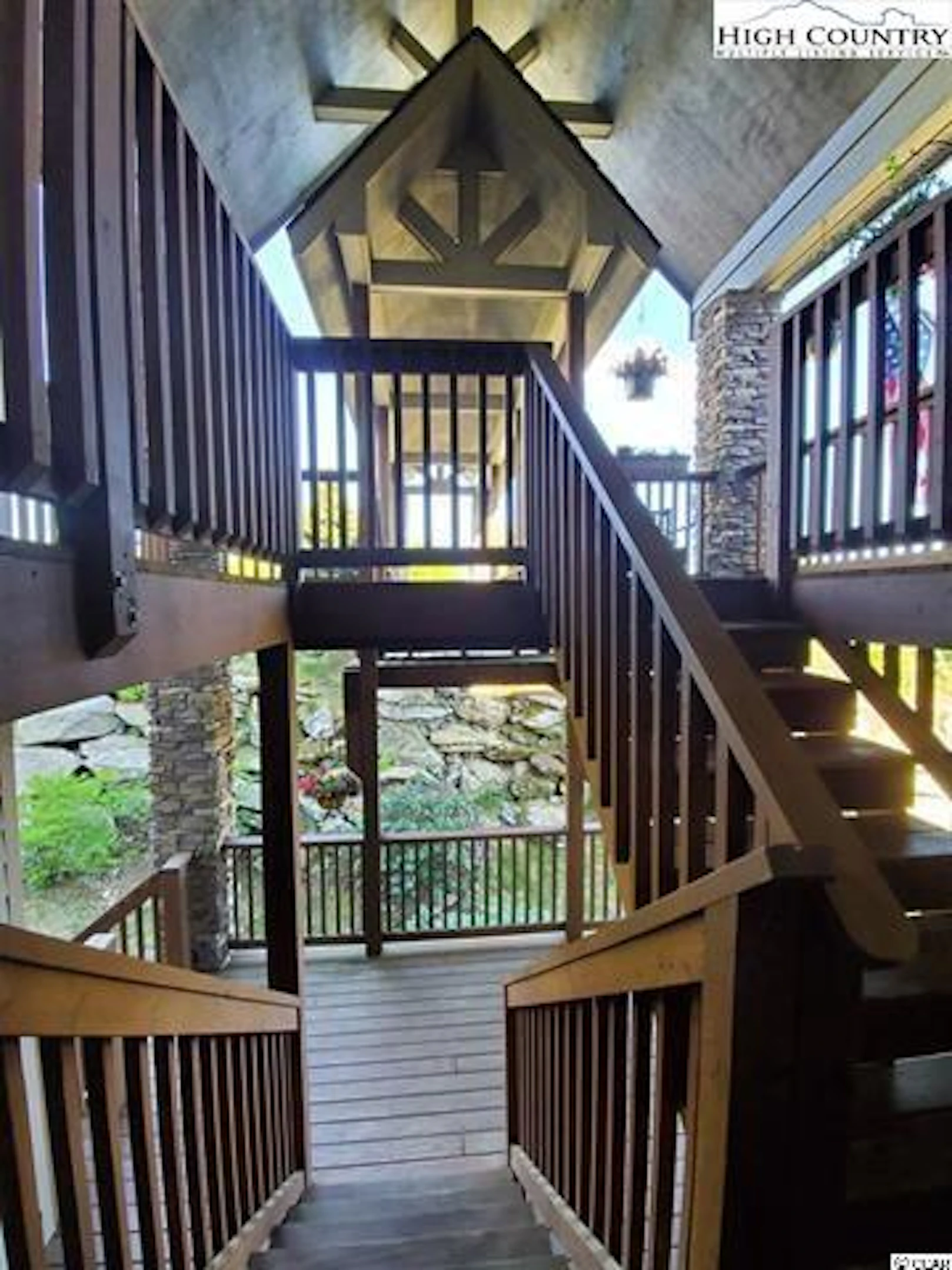 Image number 8 for the current listing