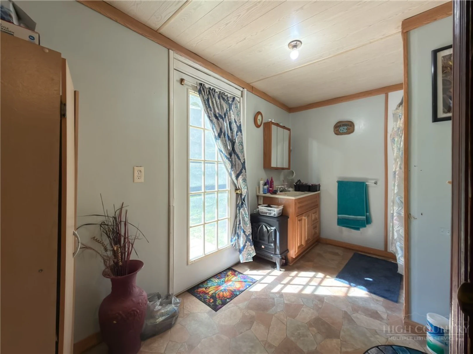 Image number 6 for the current listing