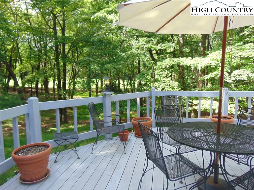 Image number 6 for the current listing