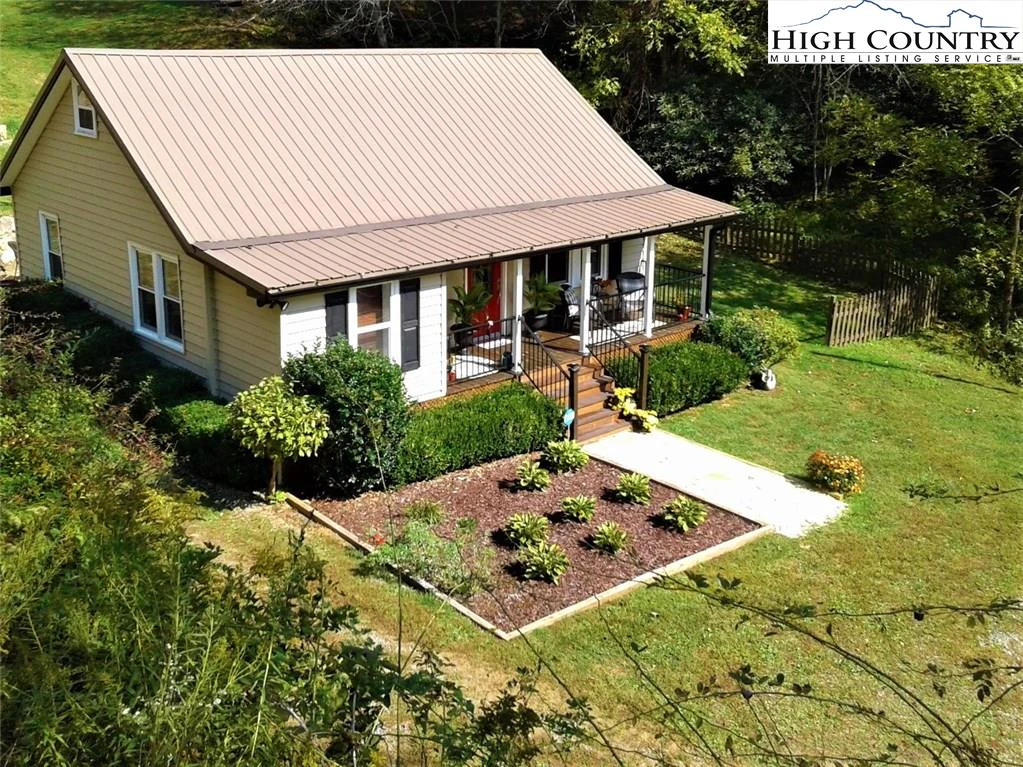 Image number 1 for the current listing