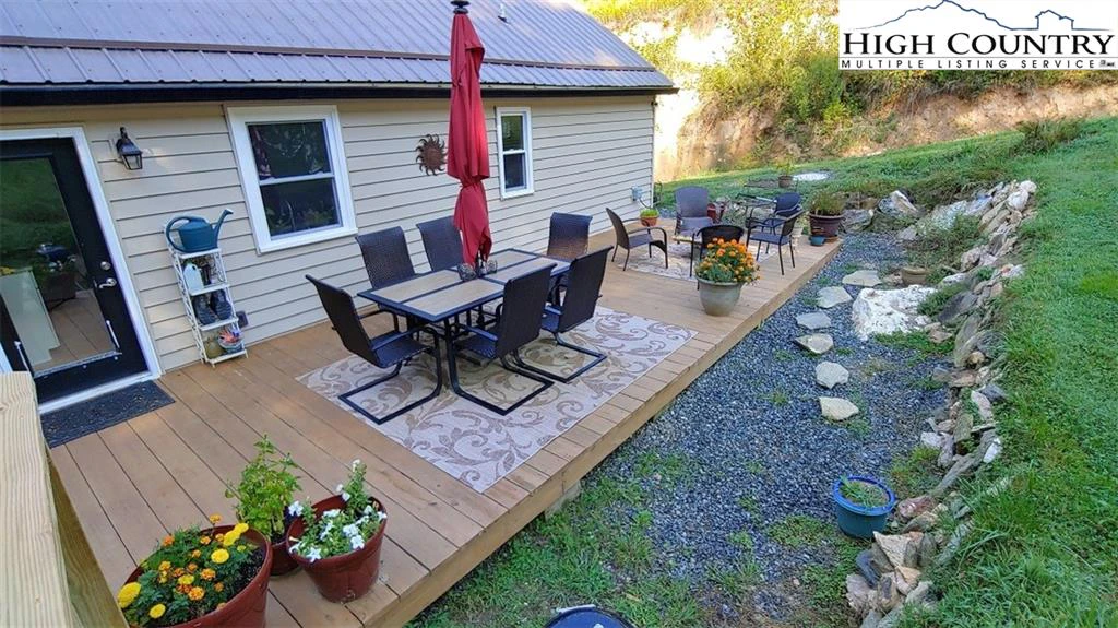 Image number 4 for the current listing