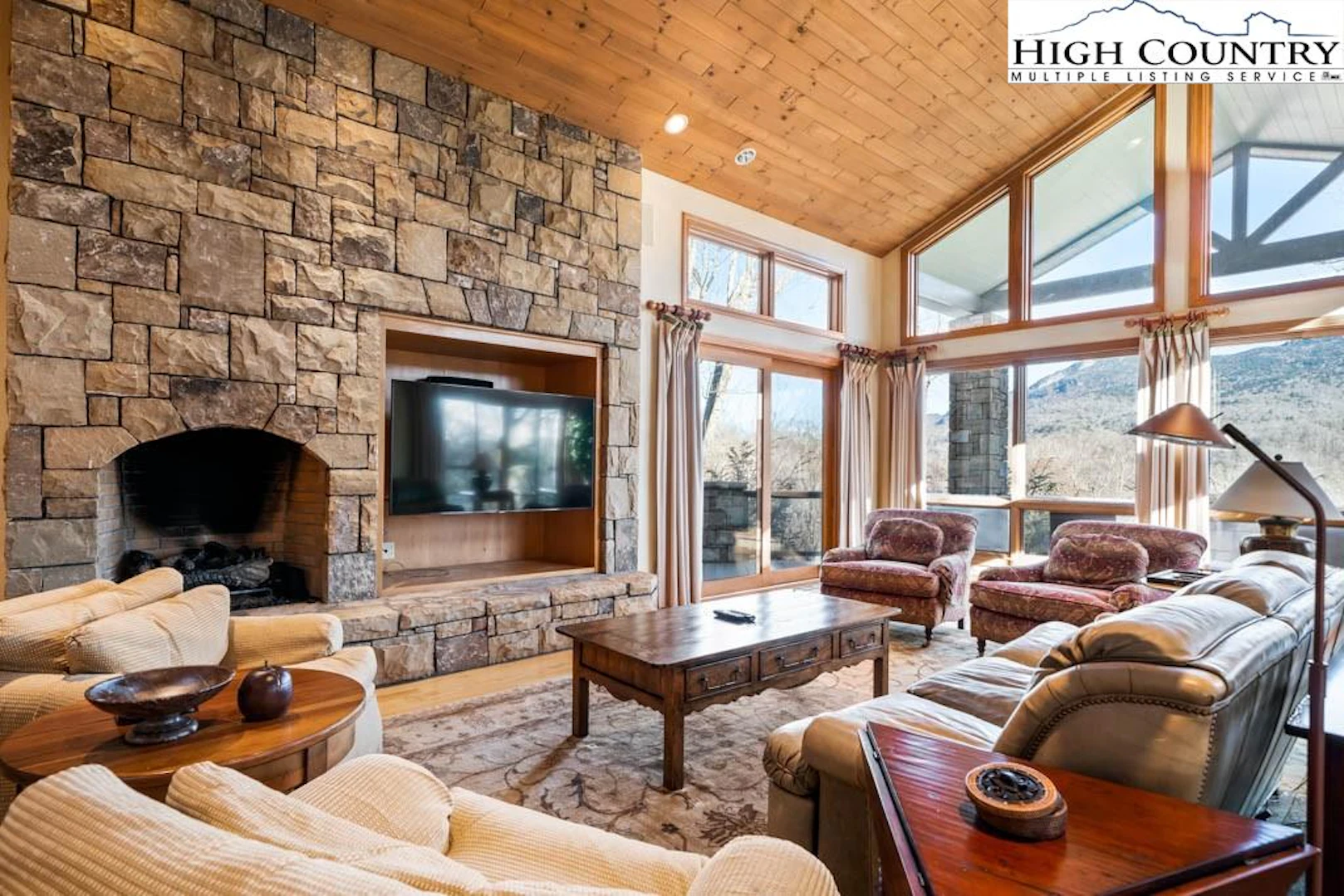 Image number 4 for the current listing