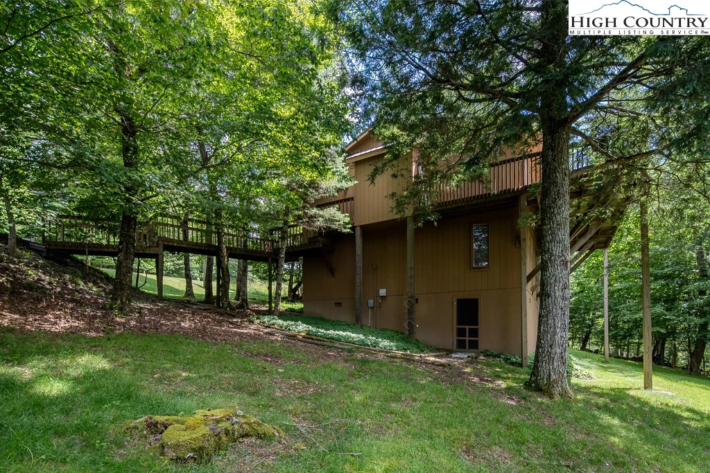 Image number 8 for the current listing