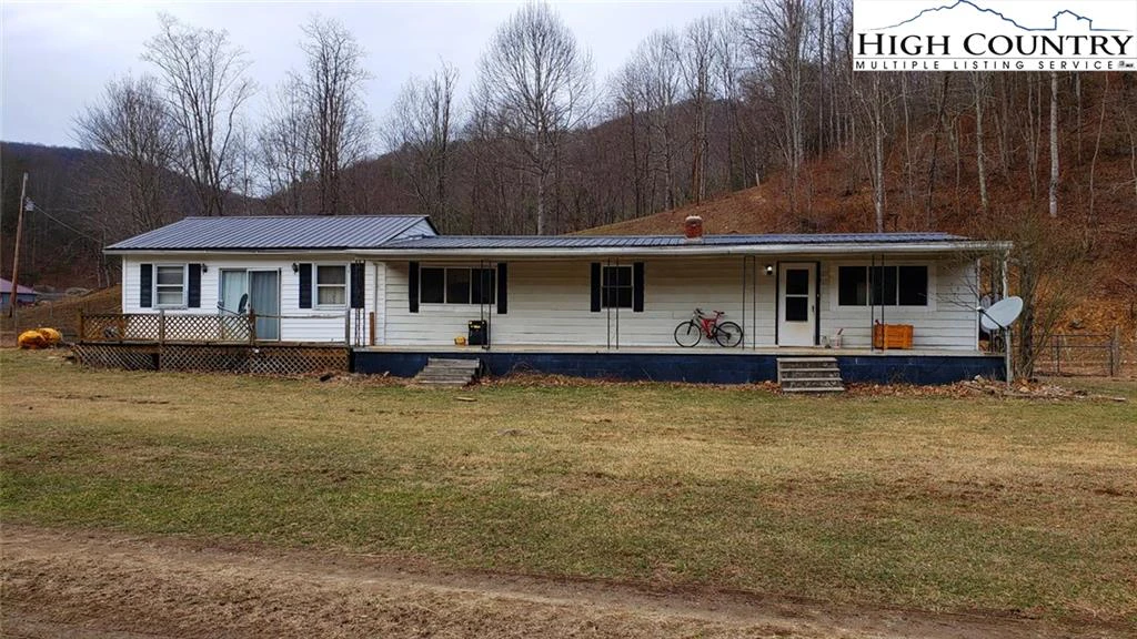 Image number 1 for the current listing