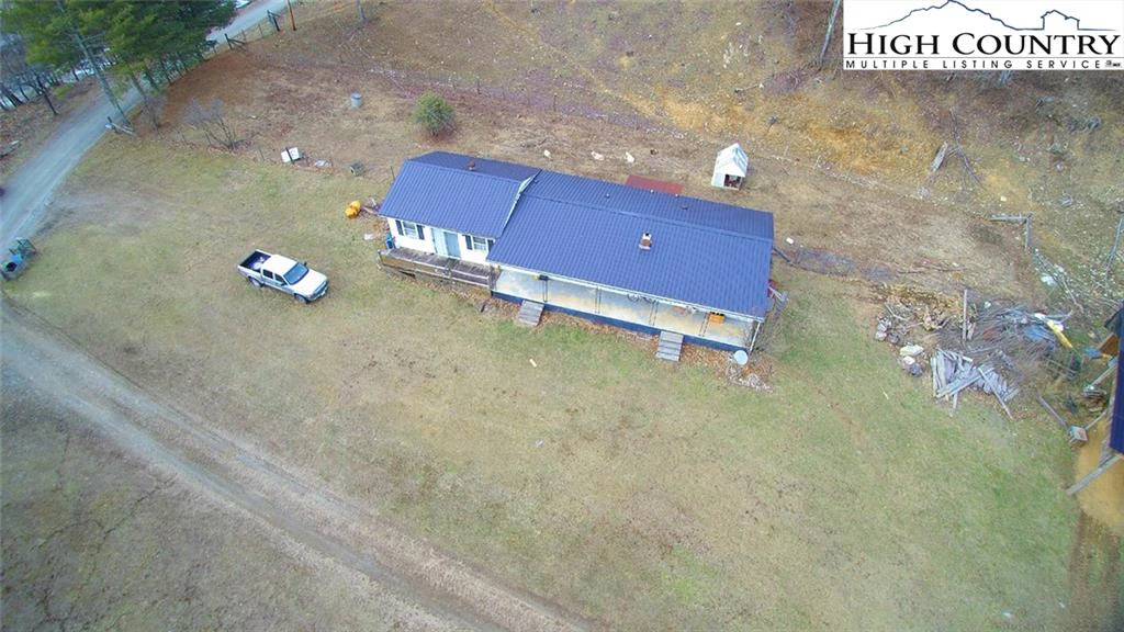 Image number 18 for the current listing