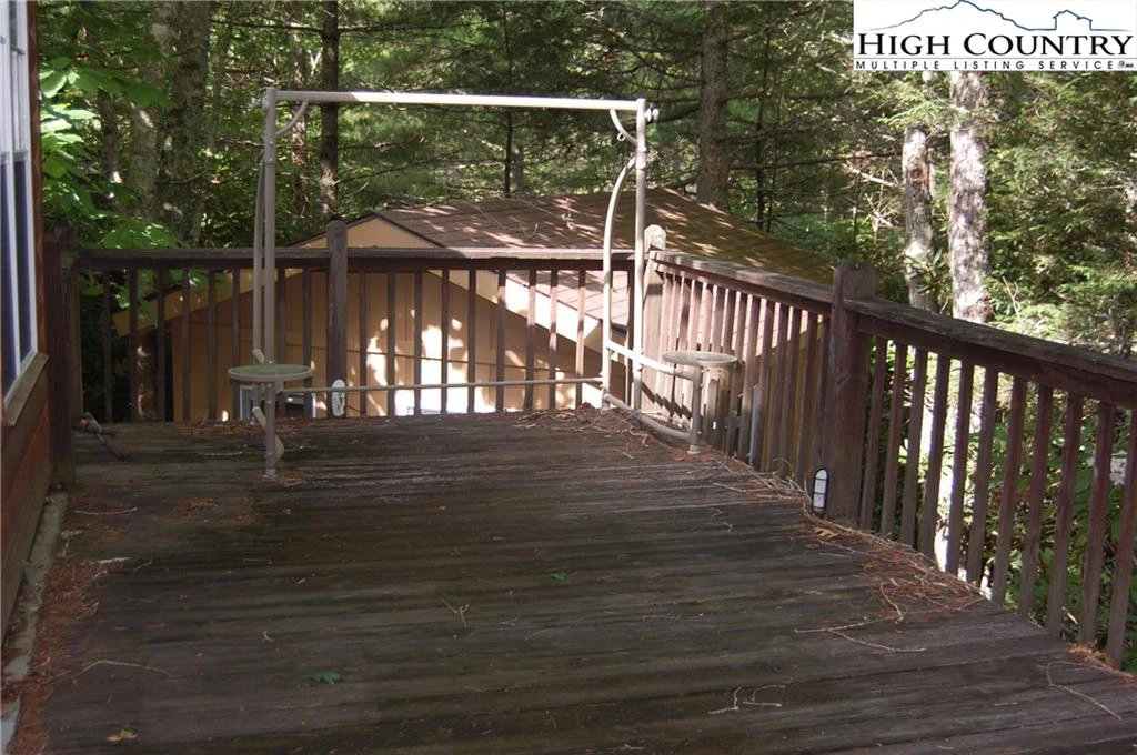 Image number 10 for the current listing