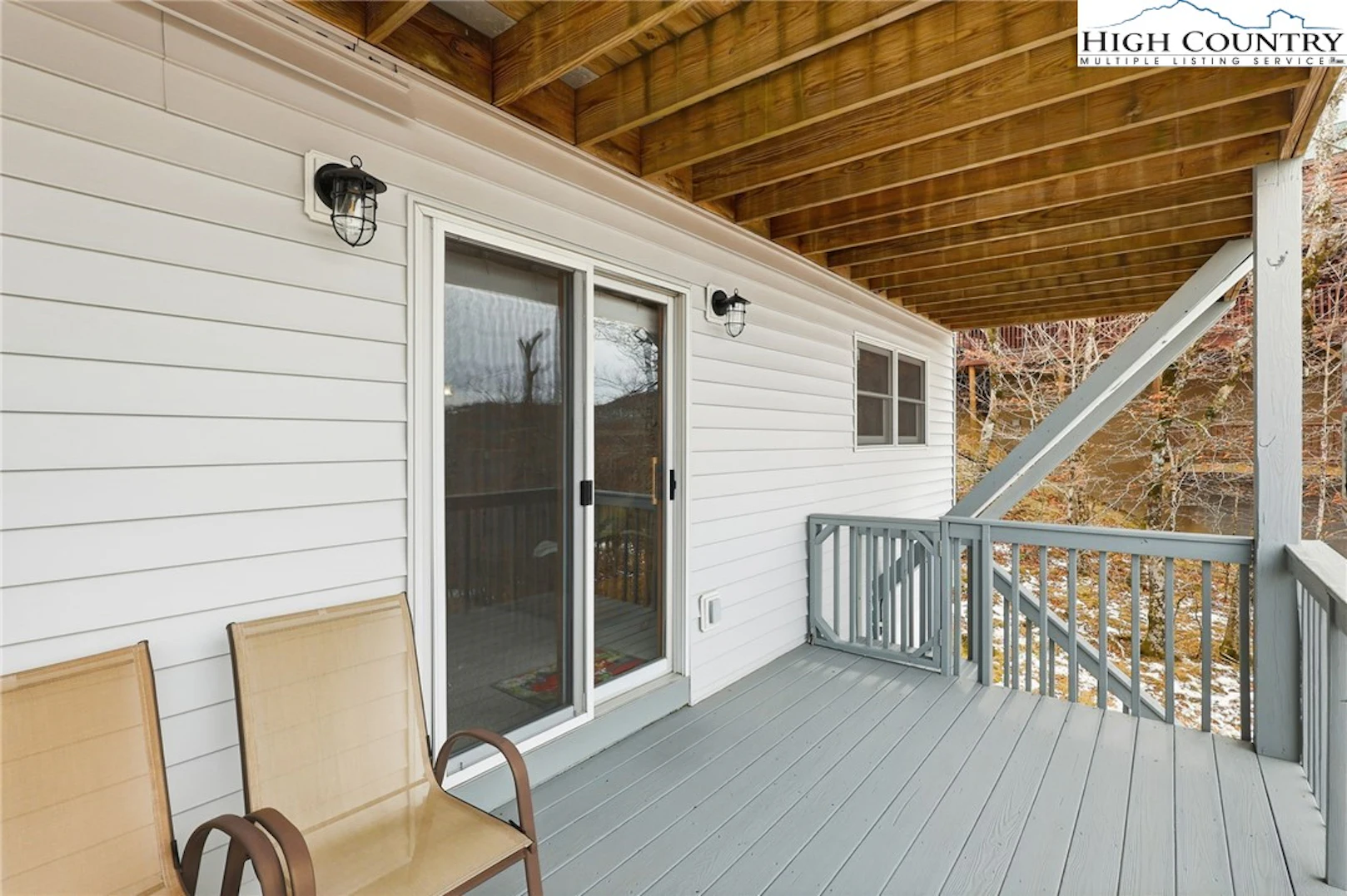 Image number 15 for the current listing
