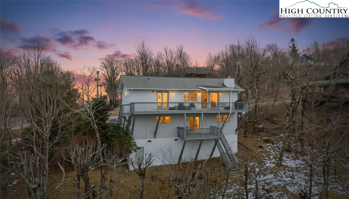 Image number 16 for the current listing