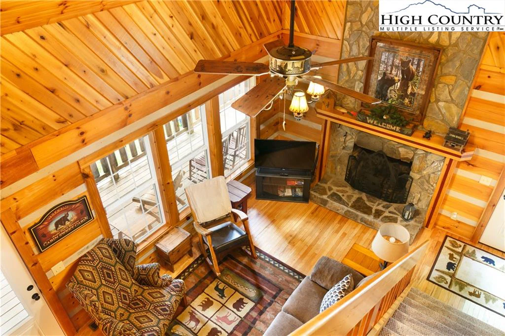 Image number 6 for the current listing