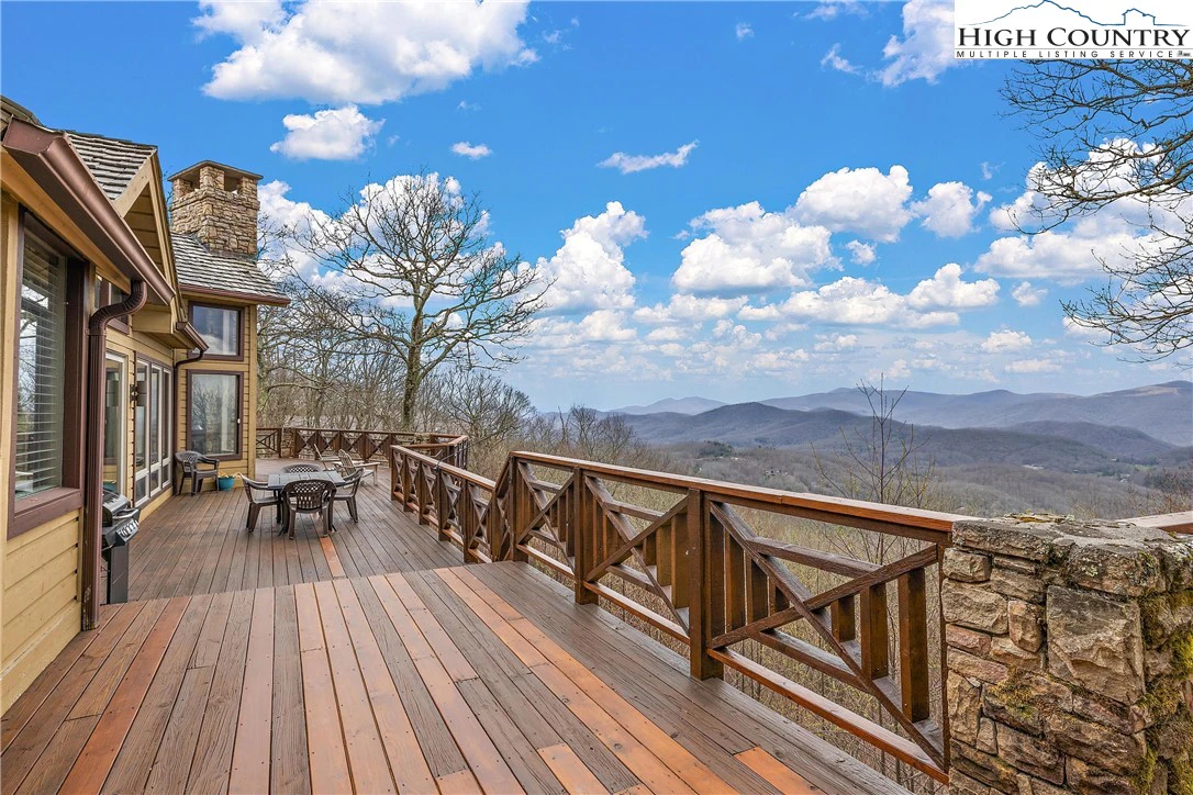Image number 12 for the current listing