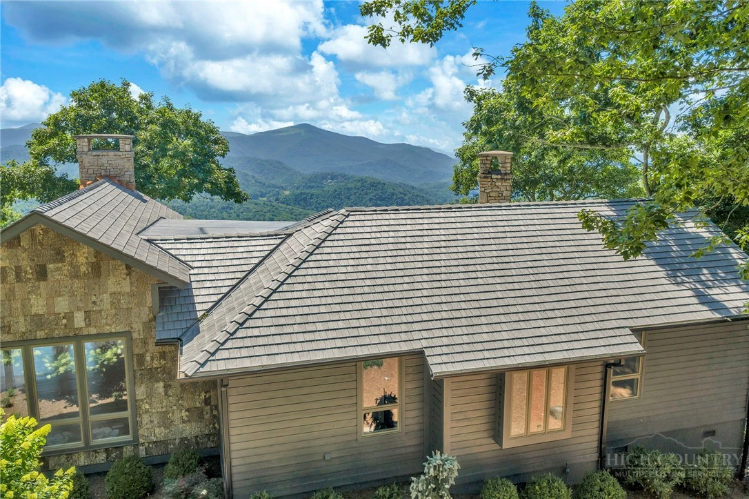 Image number 3 for the current listing