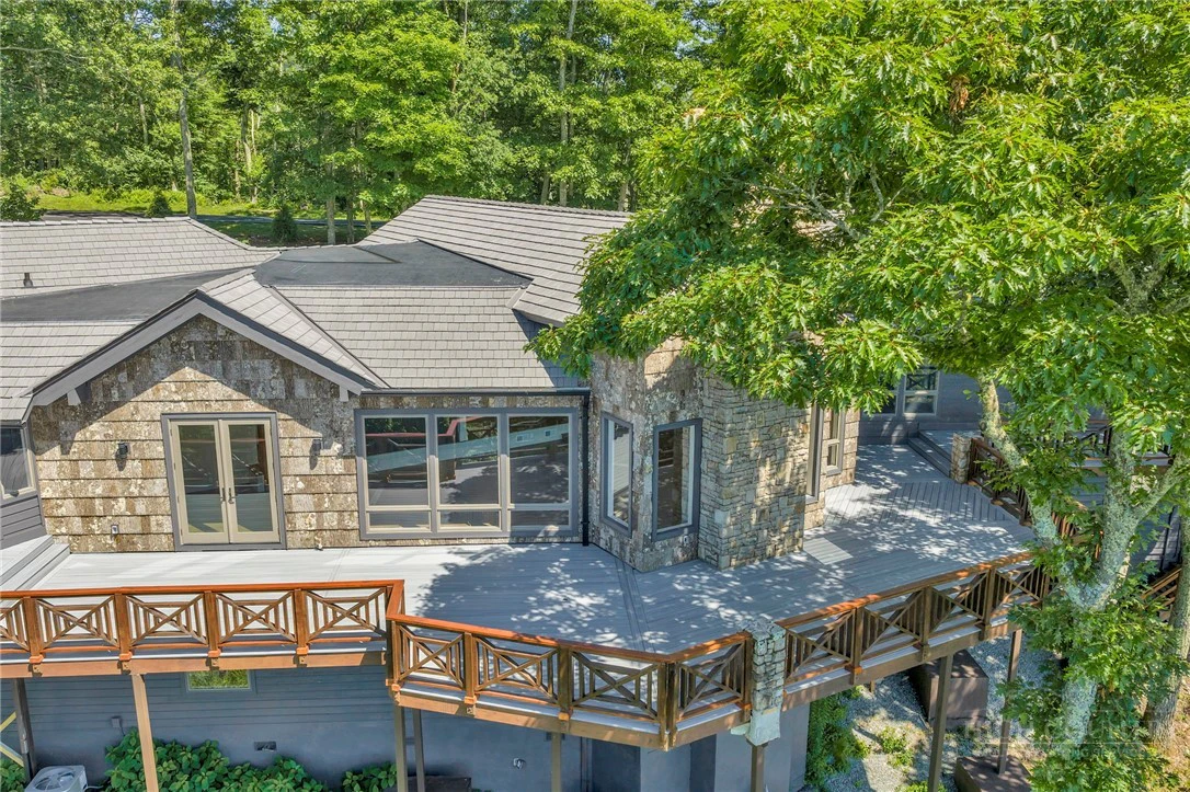 Image number 7 for the current listing