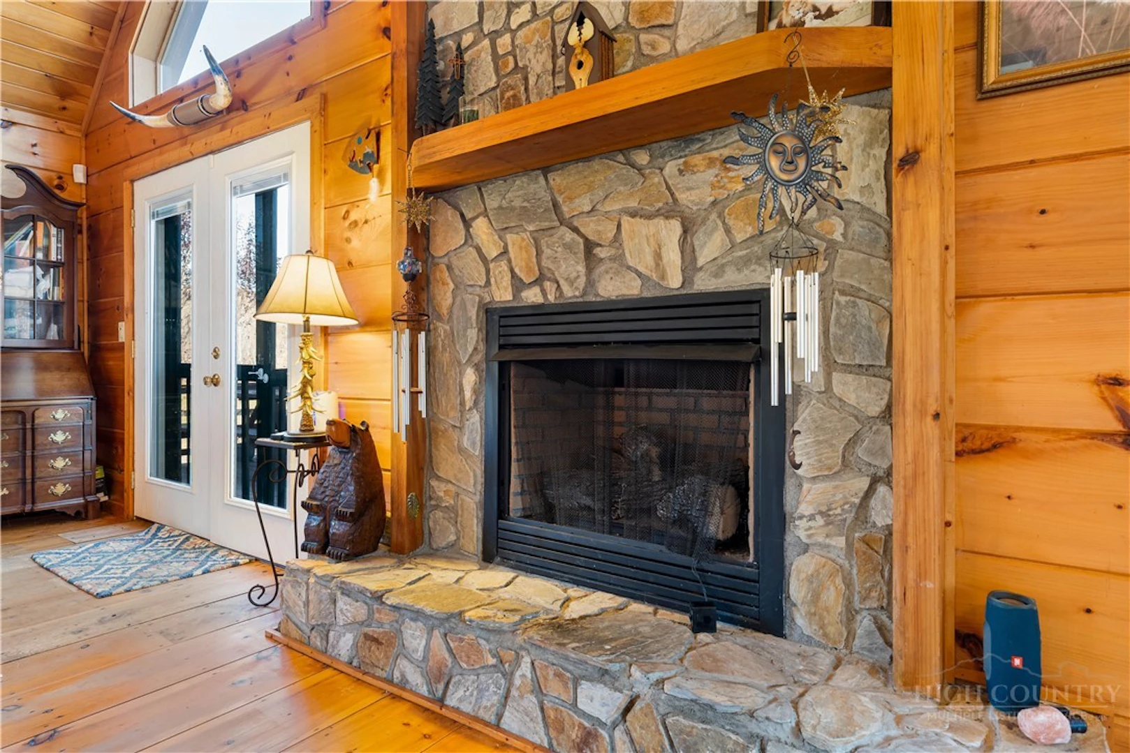 Image number 5 for the current listing