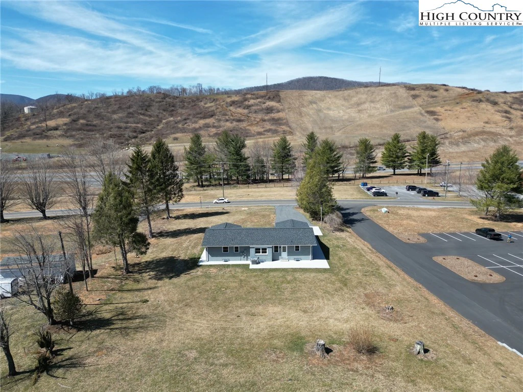 Image number 5 for the current listing