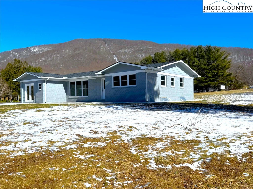 Image number 16 for the current listing