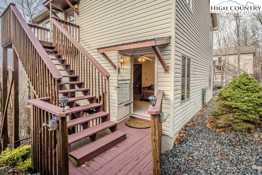 Image number 6 for the current listing