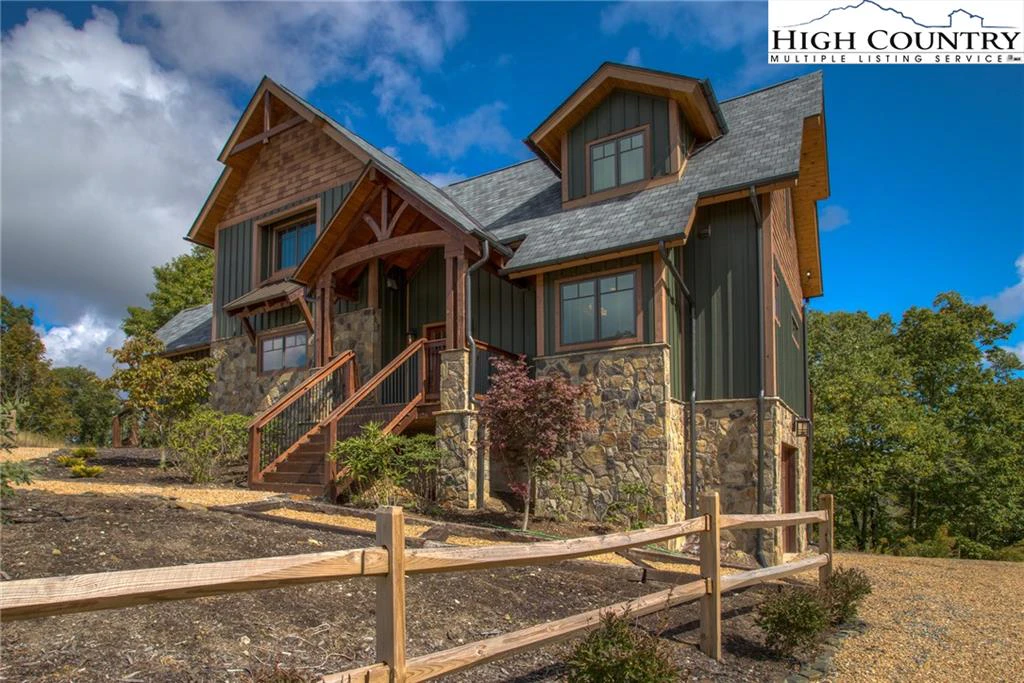 Image number 2 for the current listing
