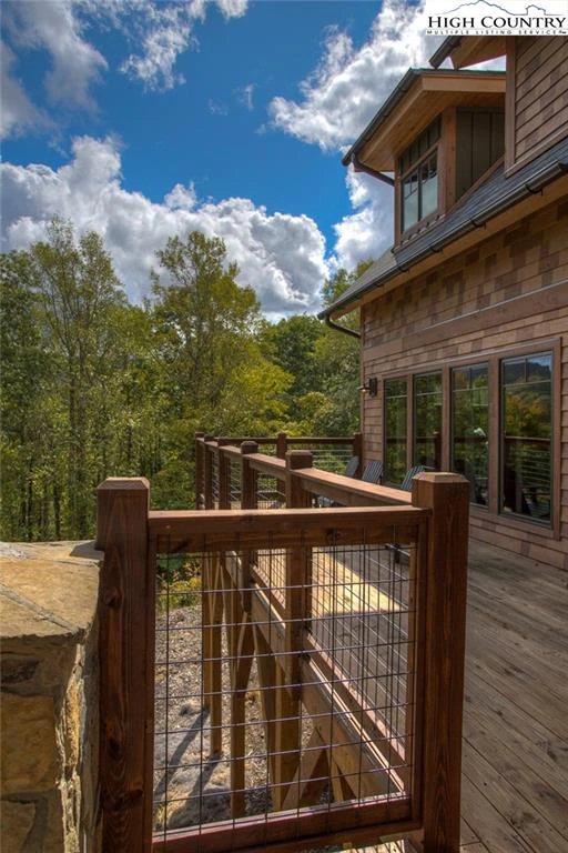 Image number 6 for the current listing
