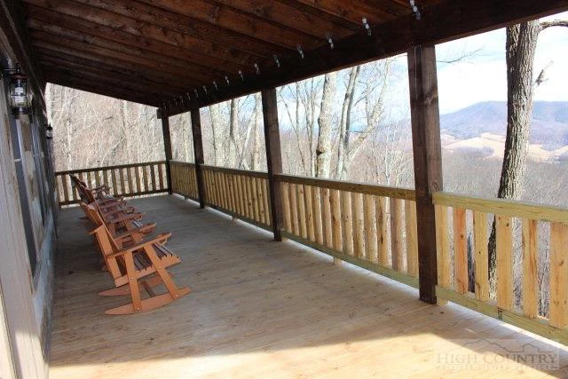Image number 12 for the current listing